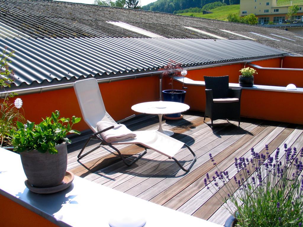 Artist'S Loft Zur Maloya Apartamento Ormalingen Quarto foto