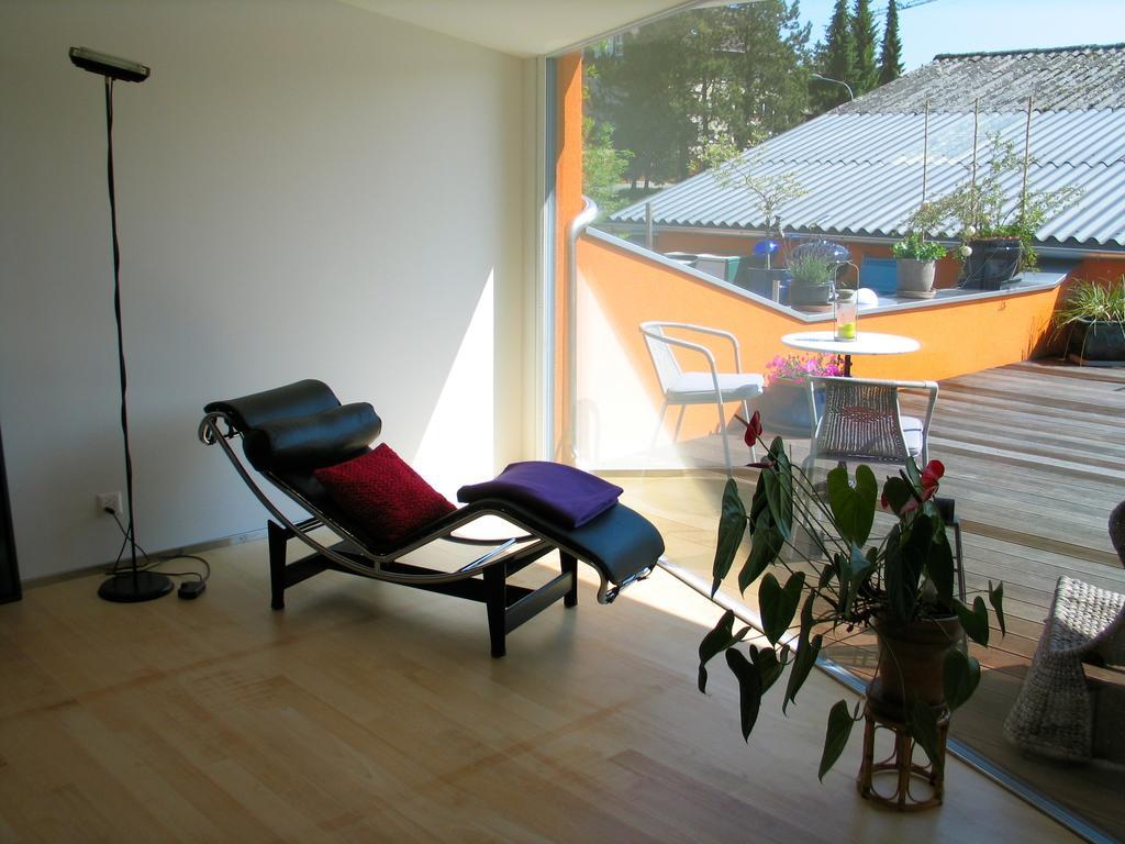 Artist'S Loft Zur Maloya Apartamento Ormalingen Quarto foto