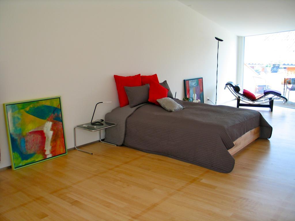 Artist'S Loft Zur Maloya Apartamento Ormalingen Quarto foto